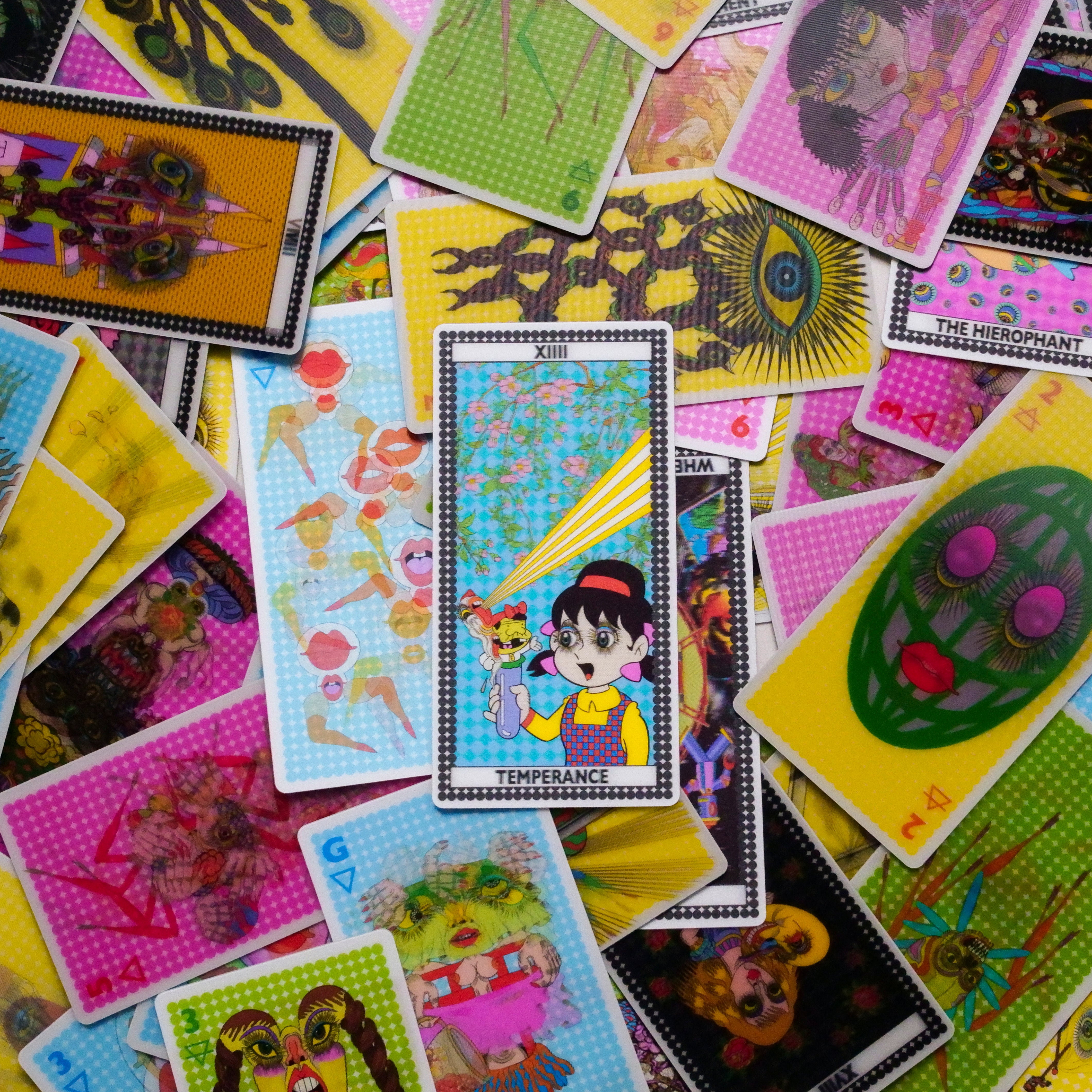 田名網敬一『TTT –The TANAAMI Tarot–』（ピンク） | Shueisha Manga